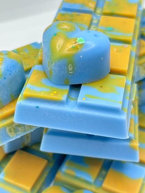 Wax melts luxurious long lasting coconut & rapeseed Highly Scented  snapbars